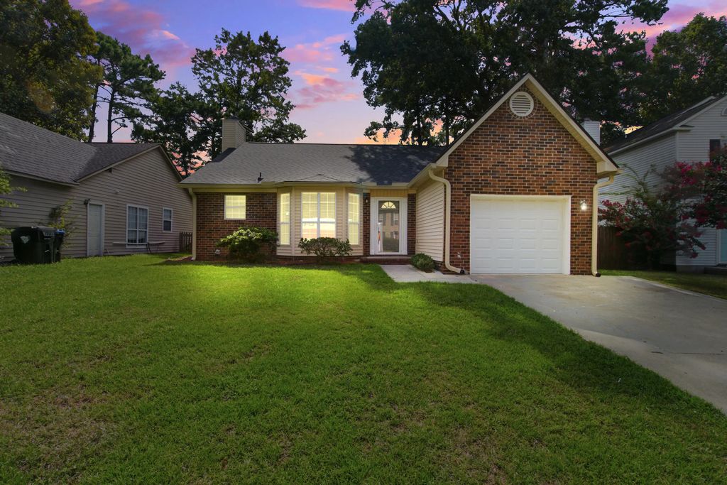 105 Parish Parc Drive, Summerville