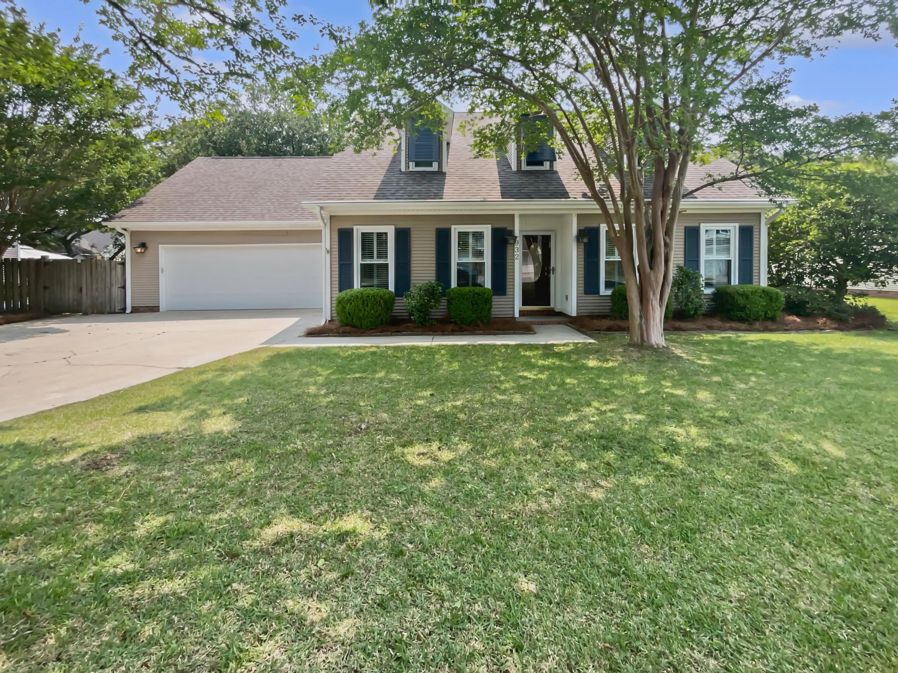 Photo of Listing #25015343