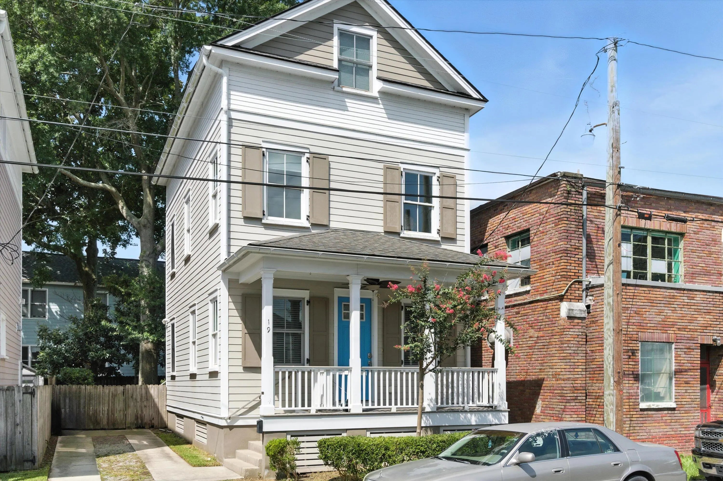 Photo of Listing #25020427