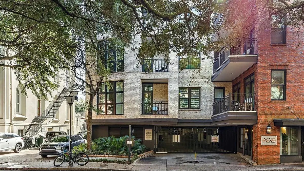 Photo of Listing #25003142