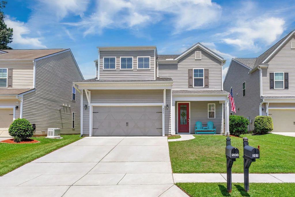 208 Roanoke Hill Court, Summerville