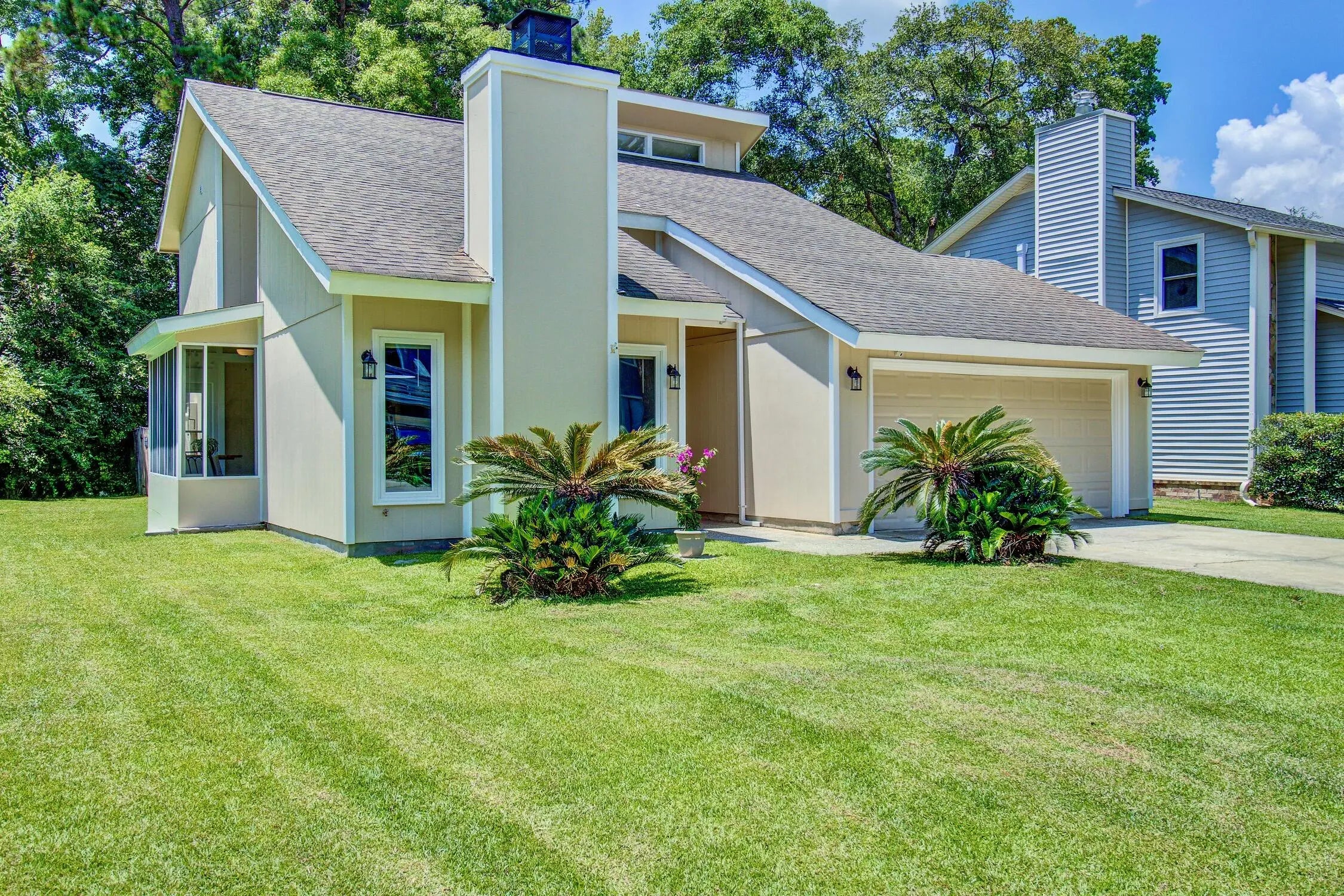 Photo of Listing #25017076