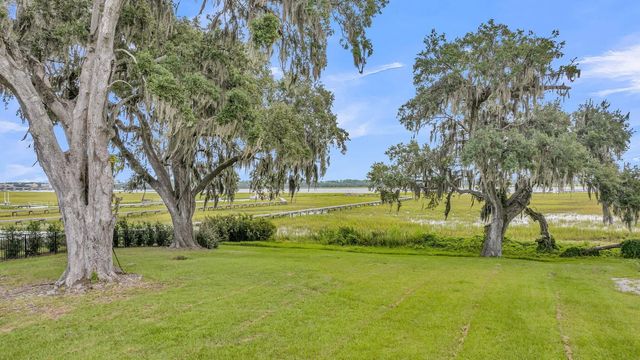Photo of 4033 Kaolin Street, Charleston SC