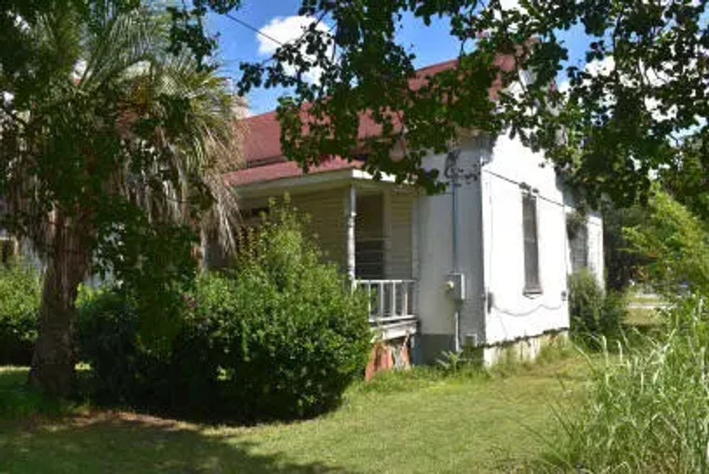 332 N Church Street, Florence
