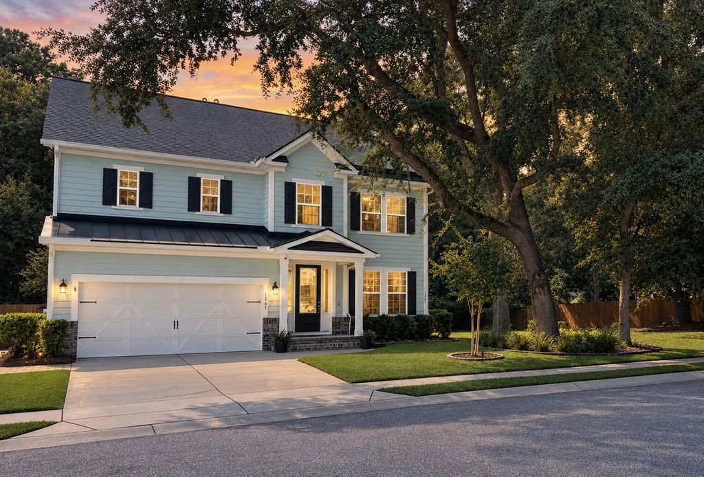 1261 Pearwood Court, Mount Pleasant
