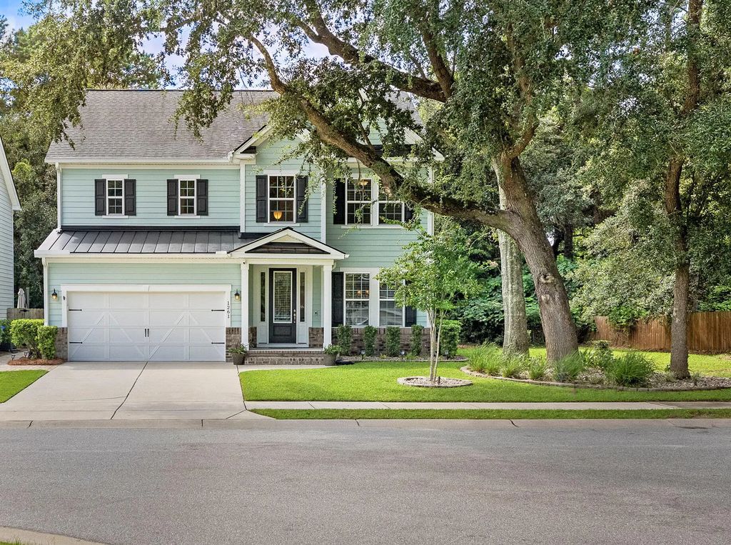 1261 Pearwood Court, Mount Pleasant