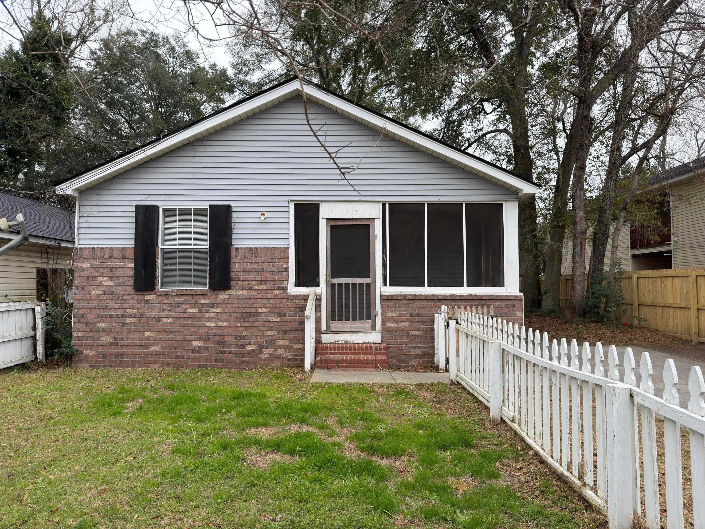 Photo of Listing #26002281