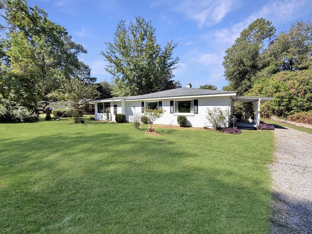 703 Ridge Street, Saint George