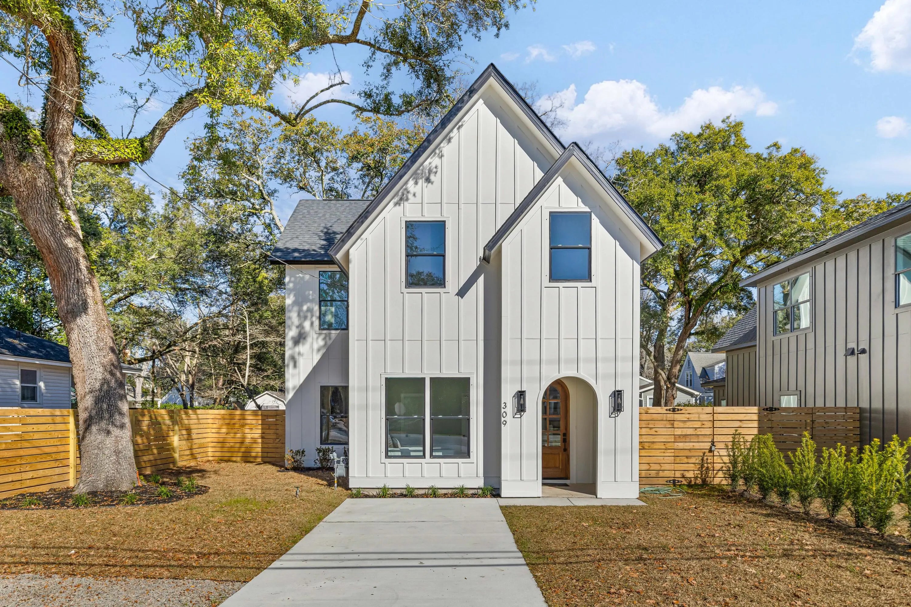 Photo of Listing #26000362