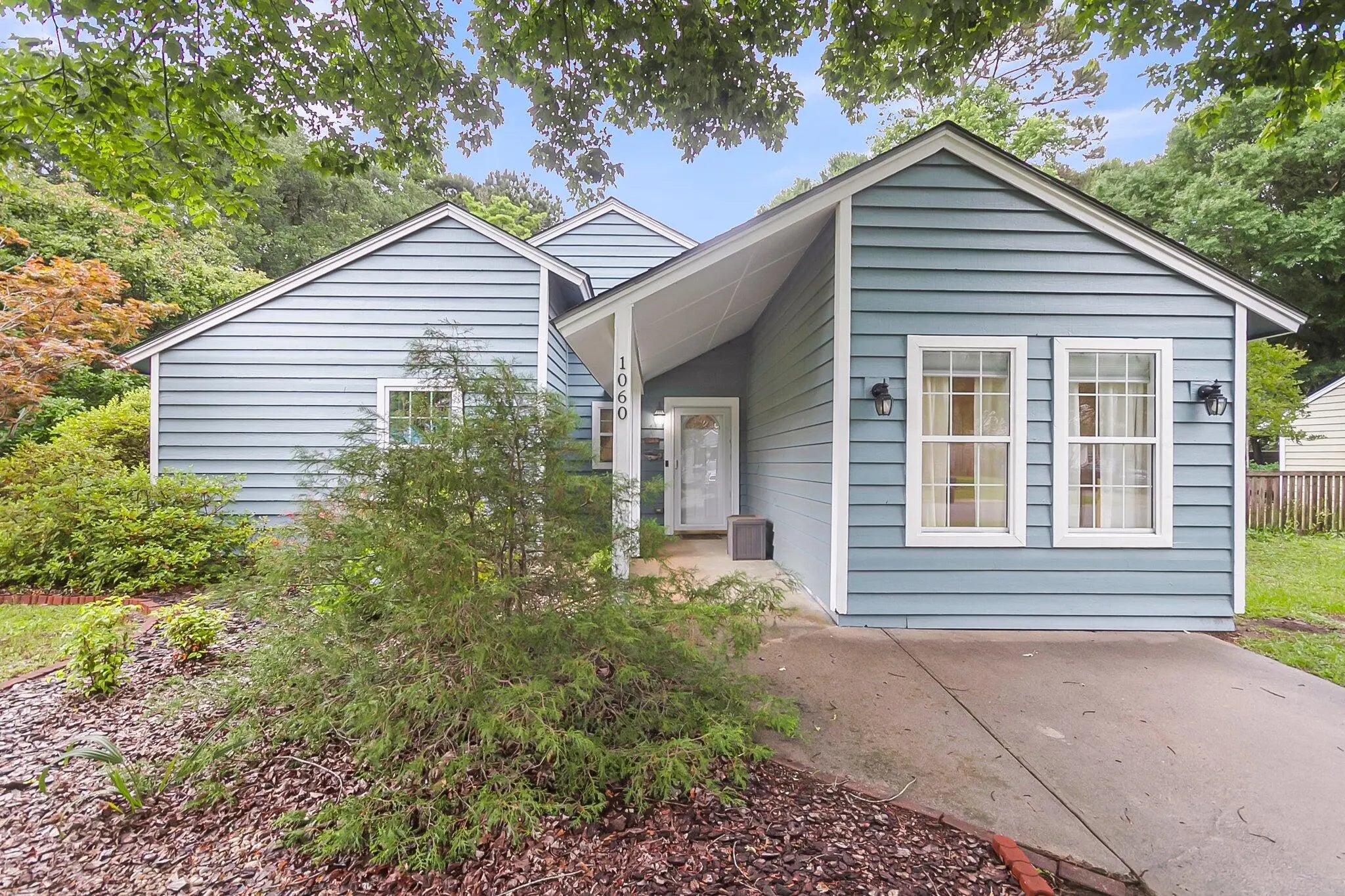 Photo of Listing #25013317