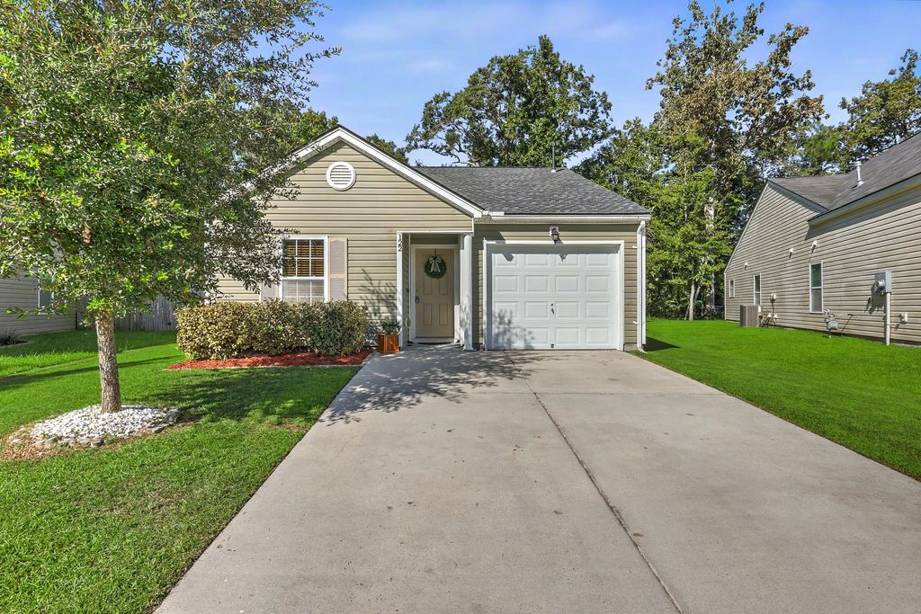 122 Brittondale Road, Summerville
