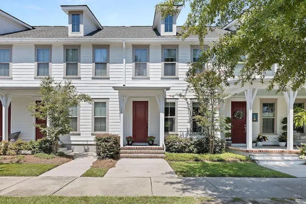 226 Oak Park Street, Summerville