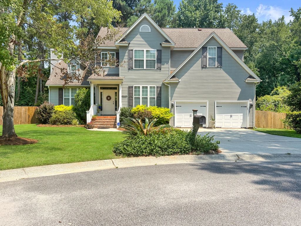 3020 Trotters Club Way, Summerville