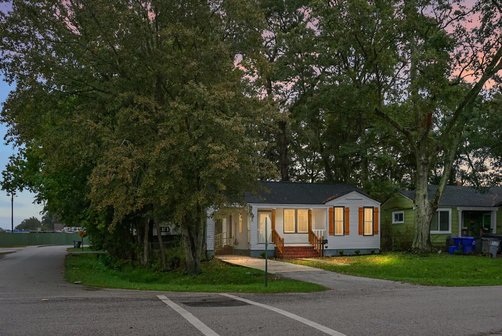 Photo of Listing #25029147