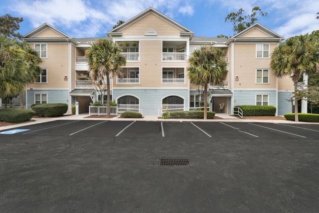 Photo of 200 Bucksley Lane #205, Charleston SC