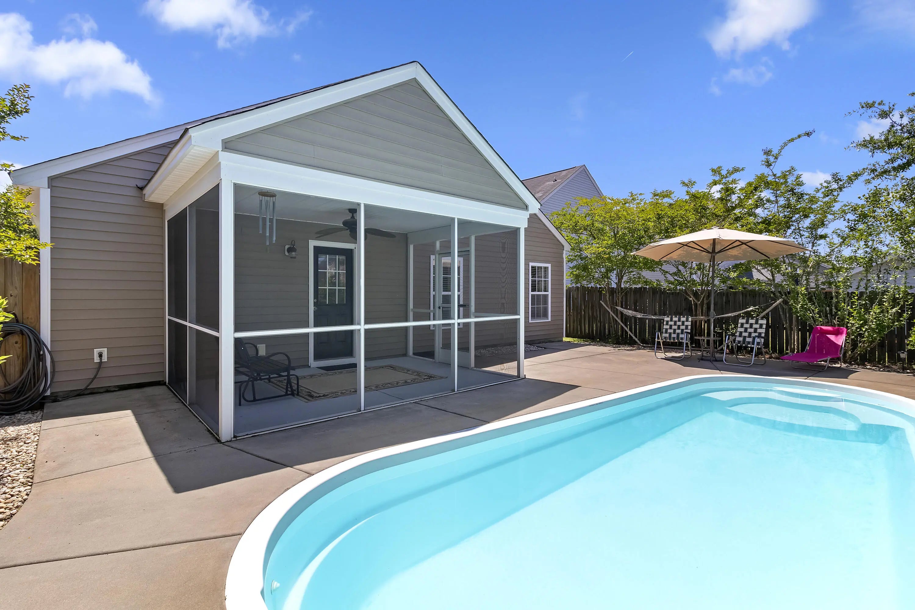 Photo of Listing #25013178