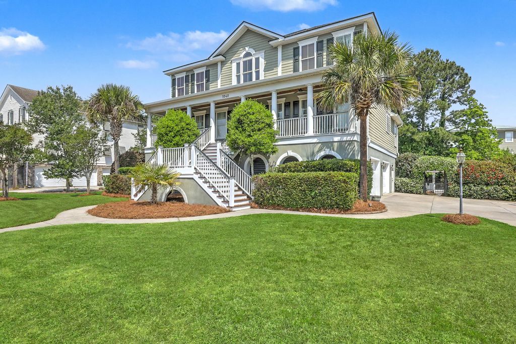 1040 Rivershore Road, Charleston