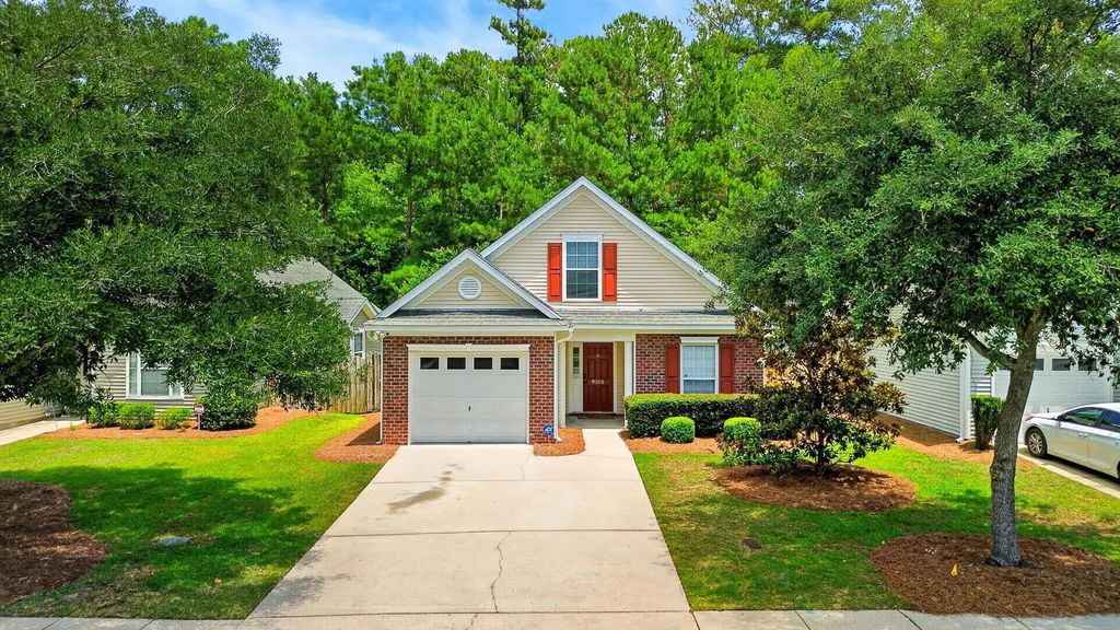 9305 Ayscough Road, Summerville