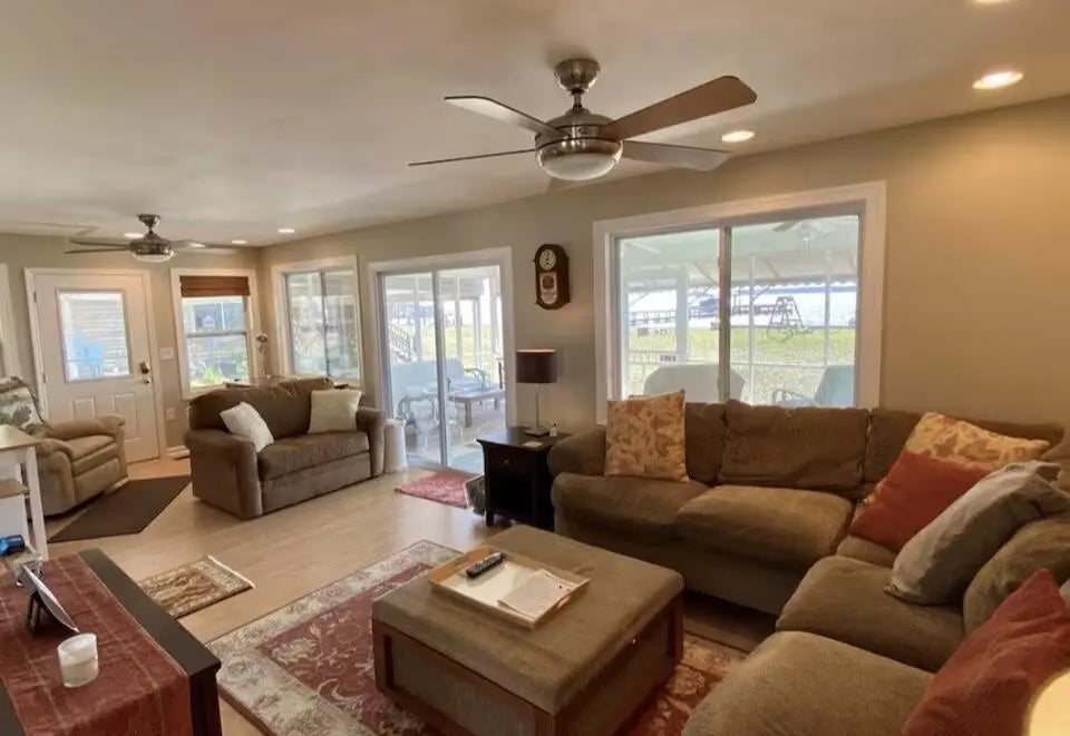 Photo of Listing #25026946