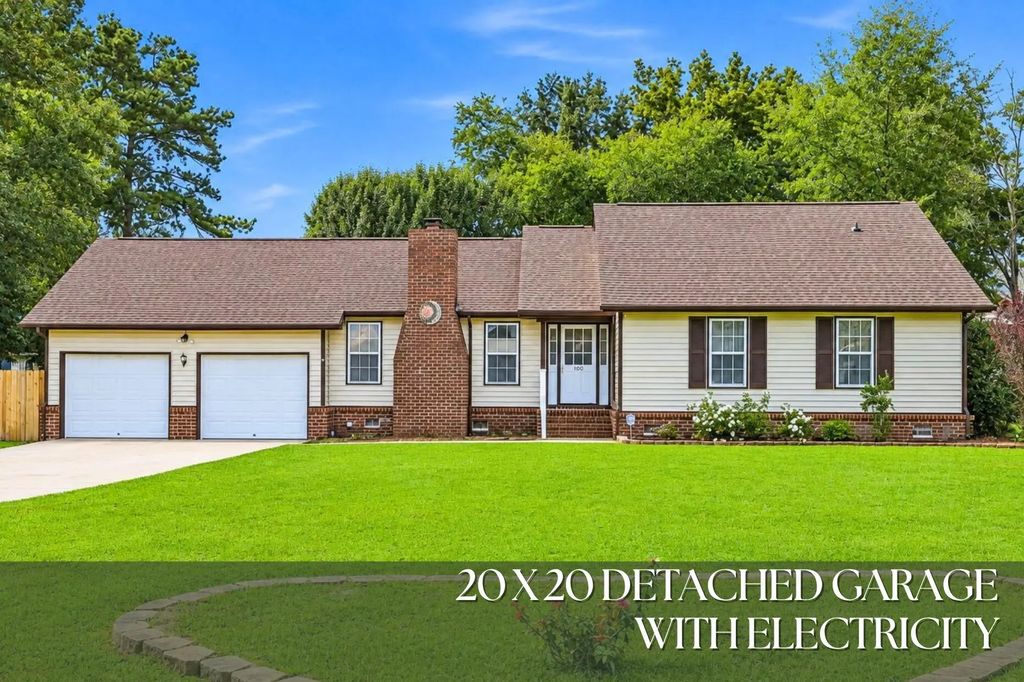 100 Carrington Lane, Summerville