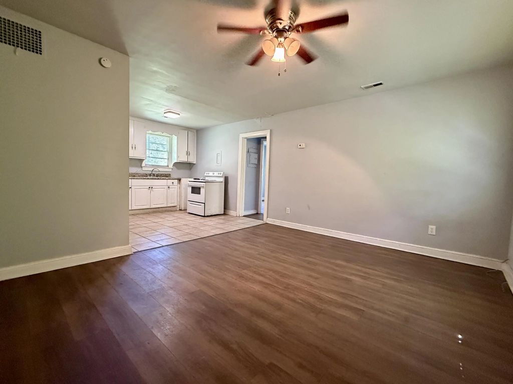 1814 English Street, North Charleston