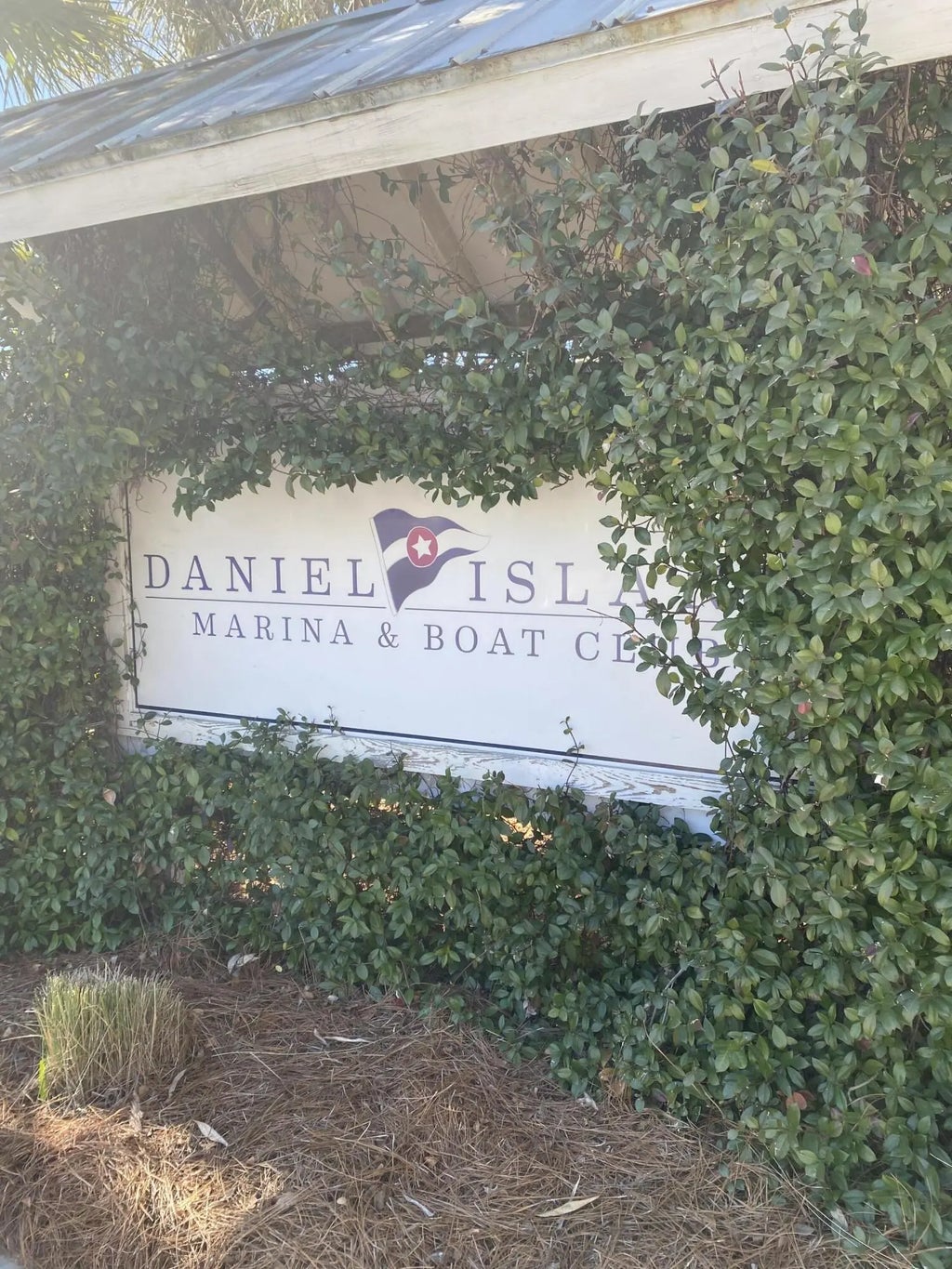 699 Marina Drive Q12 (b303), Charleston