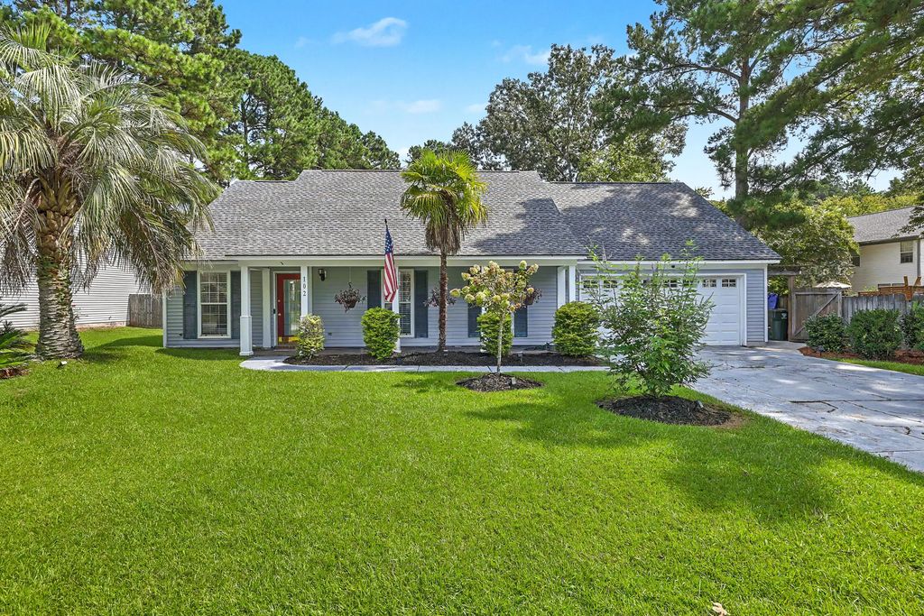 102 Dockwell Lane, Summerville