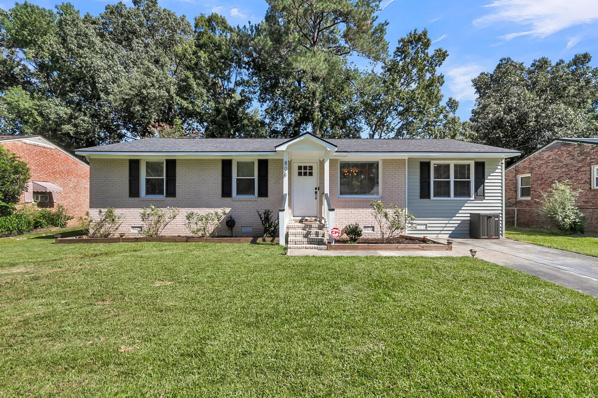 Photo of Listing #25024398