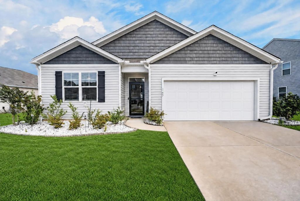 165 Oakwood Boulevard, Summerville