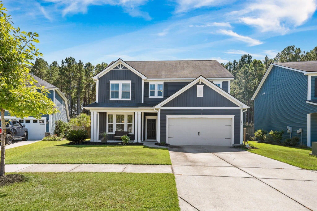 431 Cherrybark Oak Street, Summerville