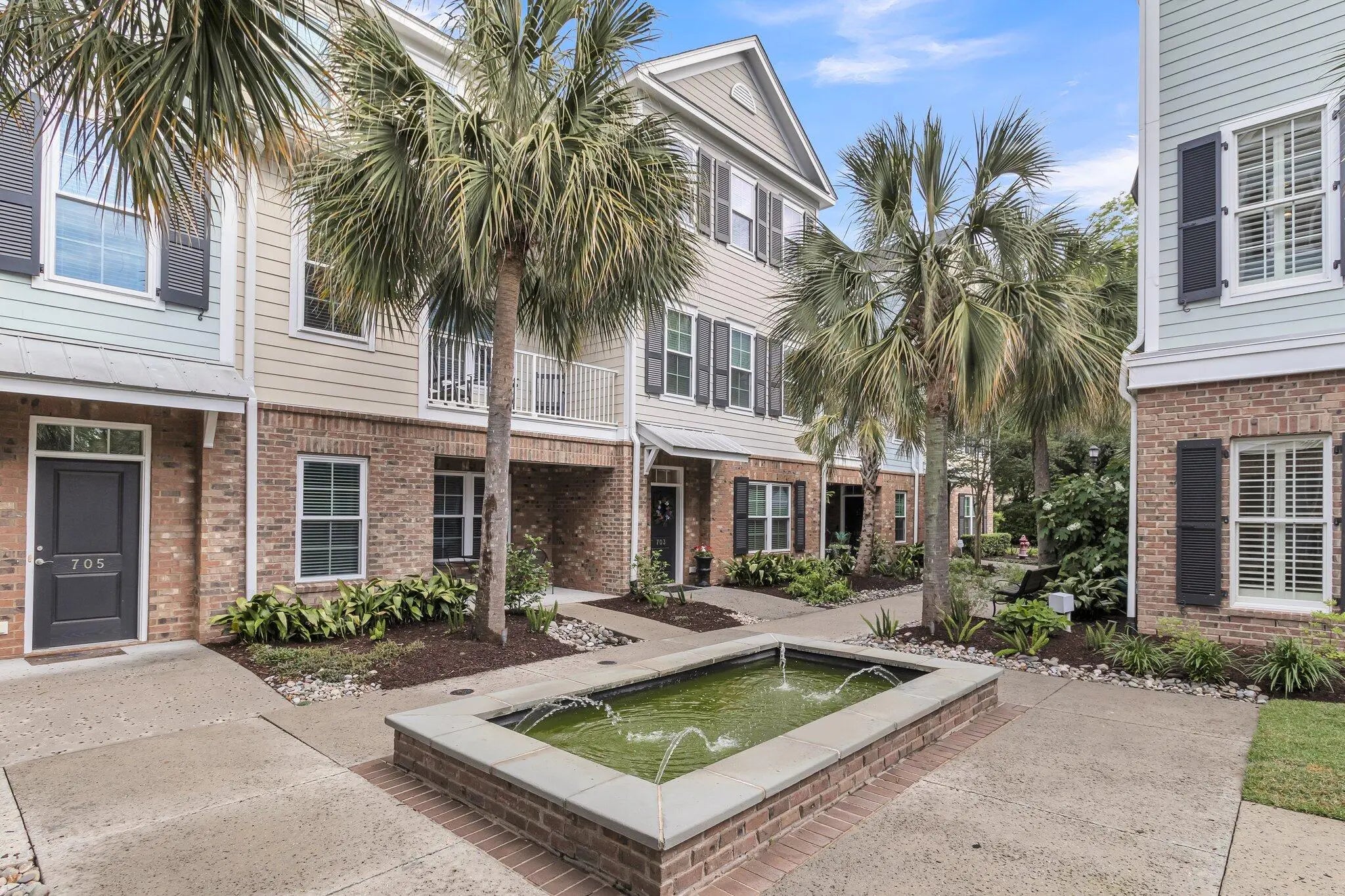 Photo of Listing #25013553