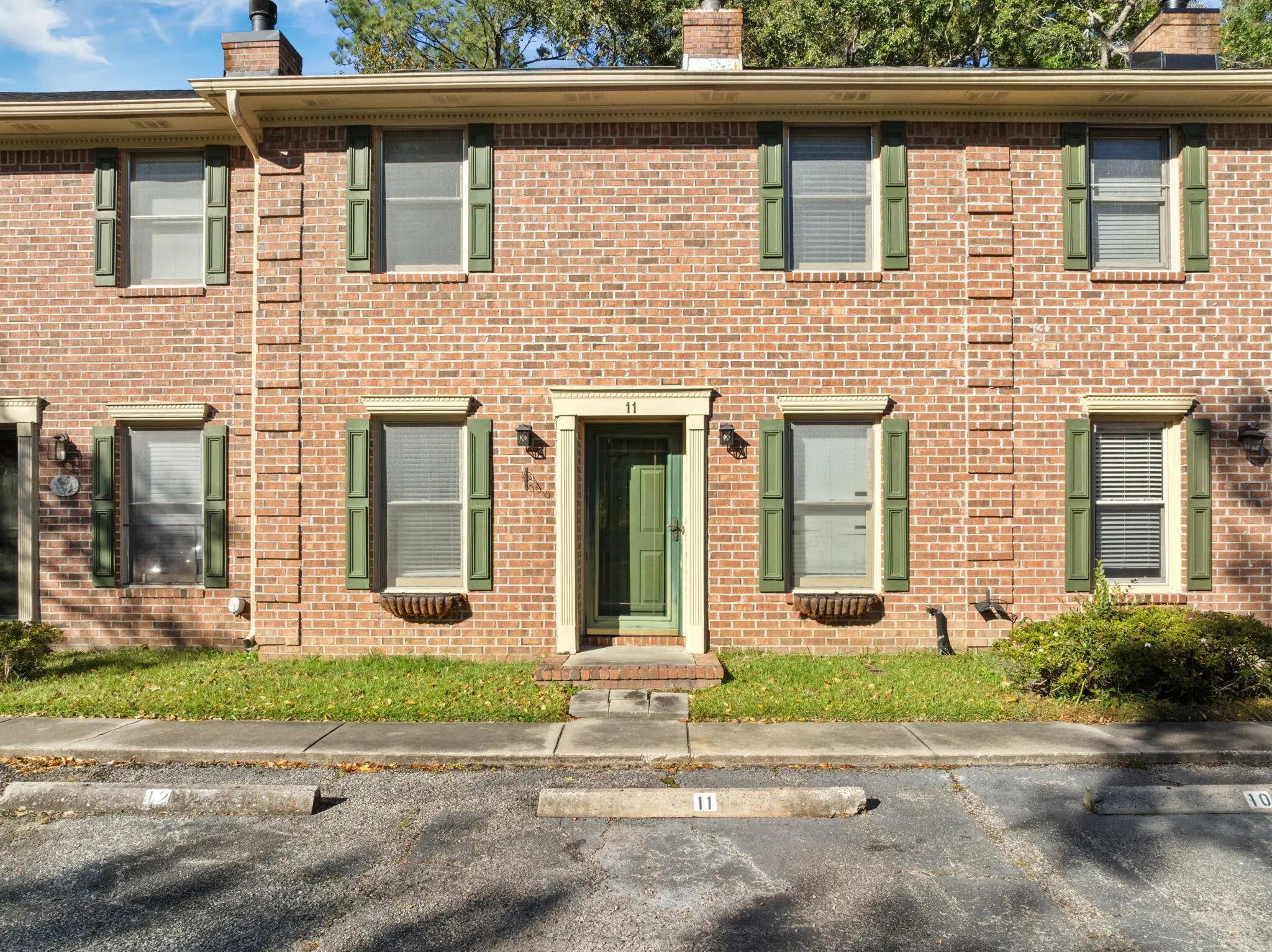 Photo of Listing #25030289