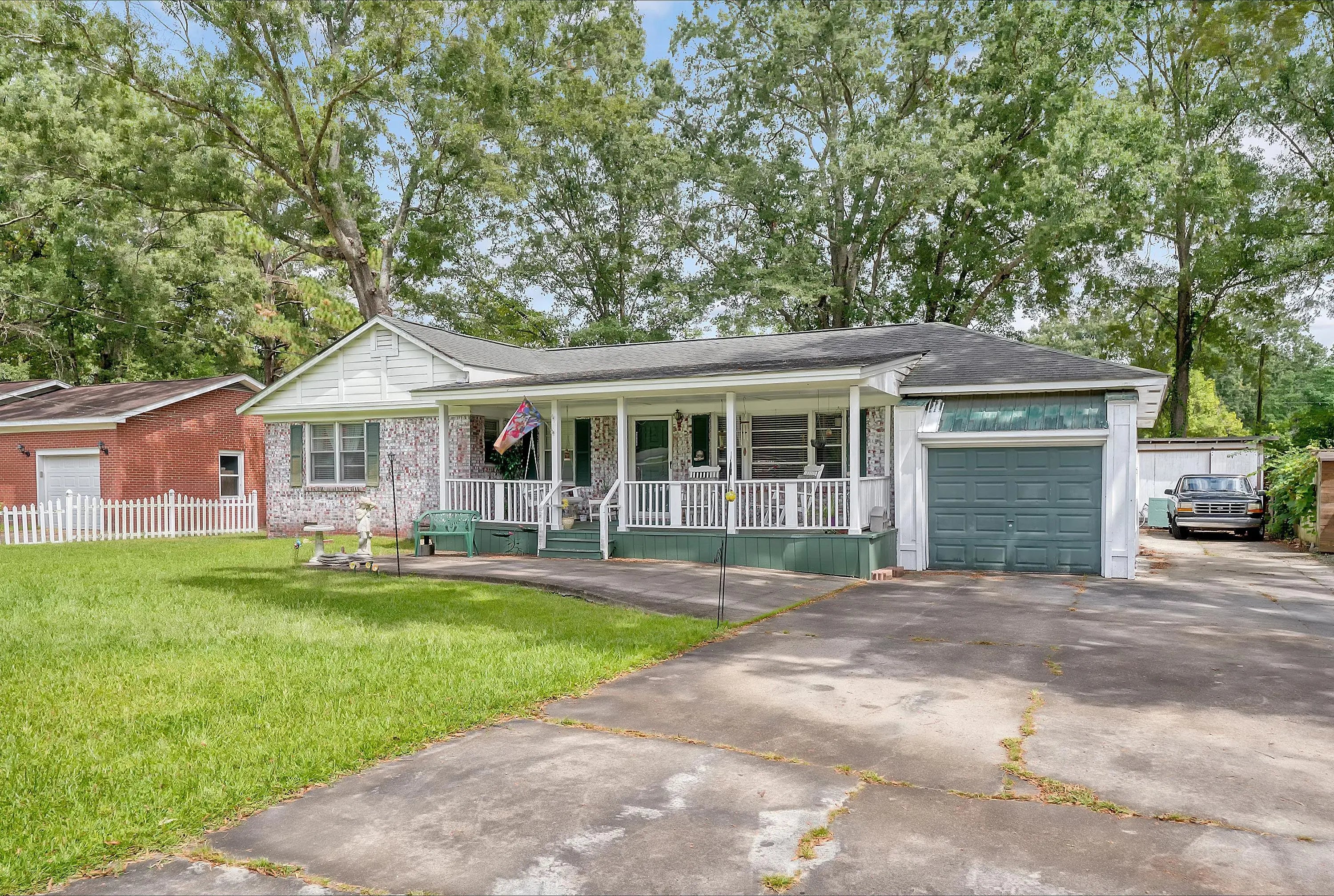 Photo of Listing #24022829