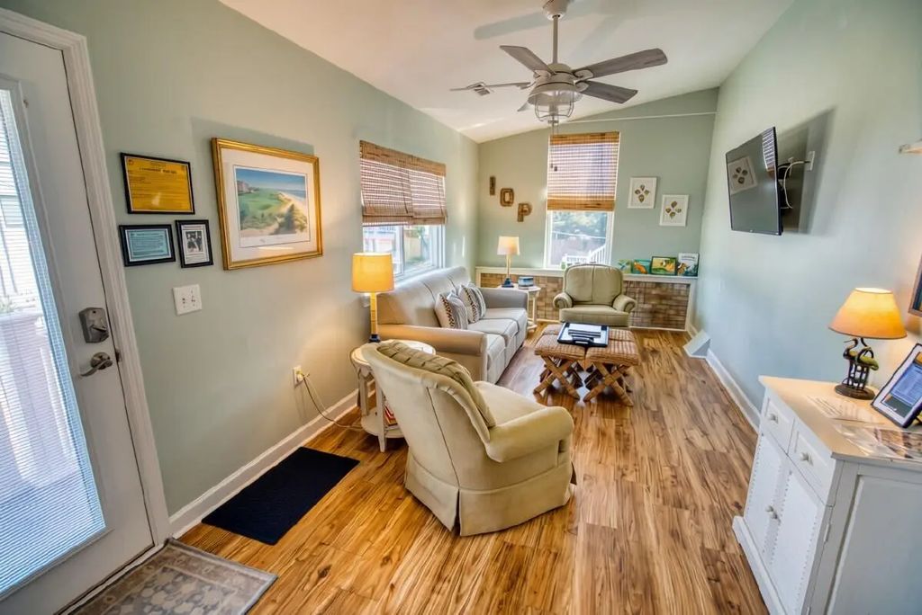 1100 Pavilion Drive 202, Isle of Palms