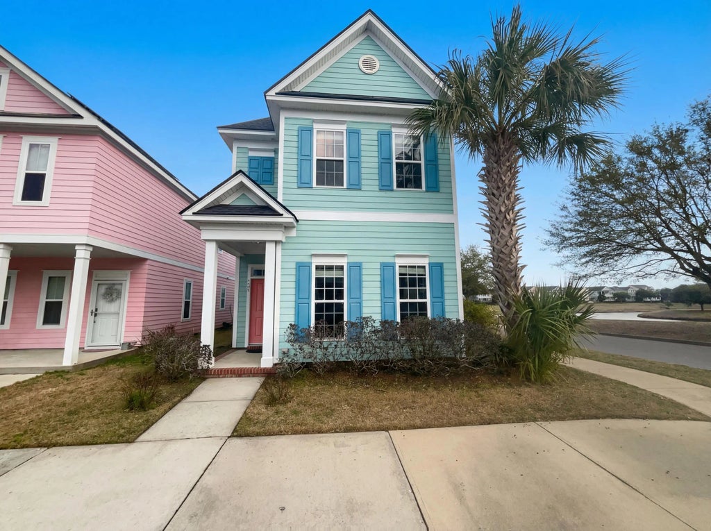 400 Forsythia Avenue, Summerville