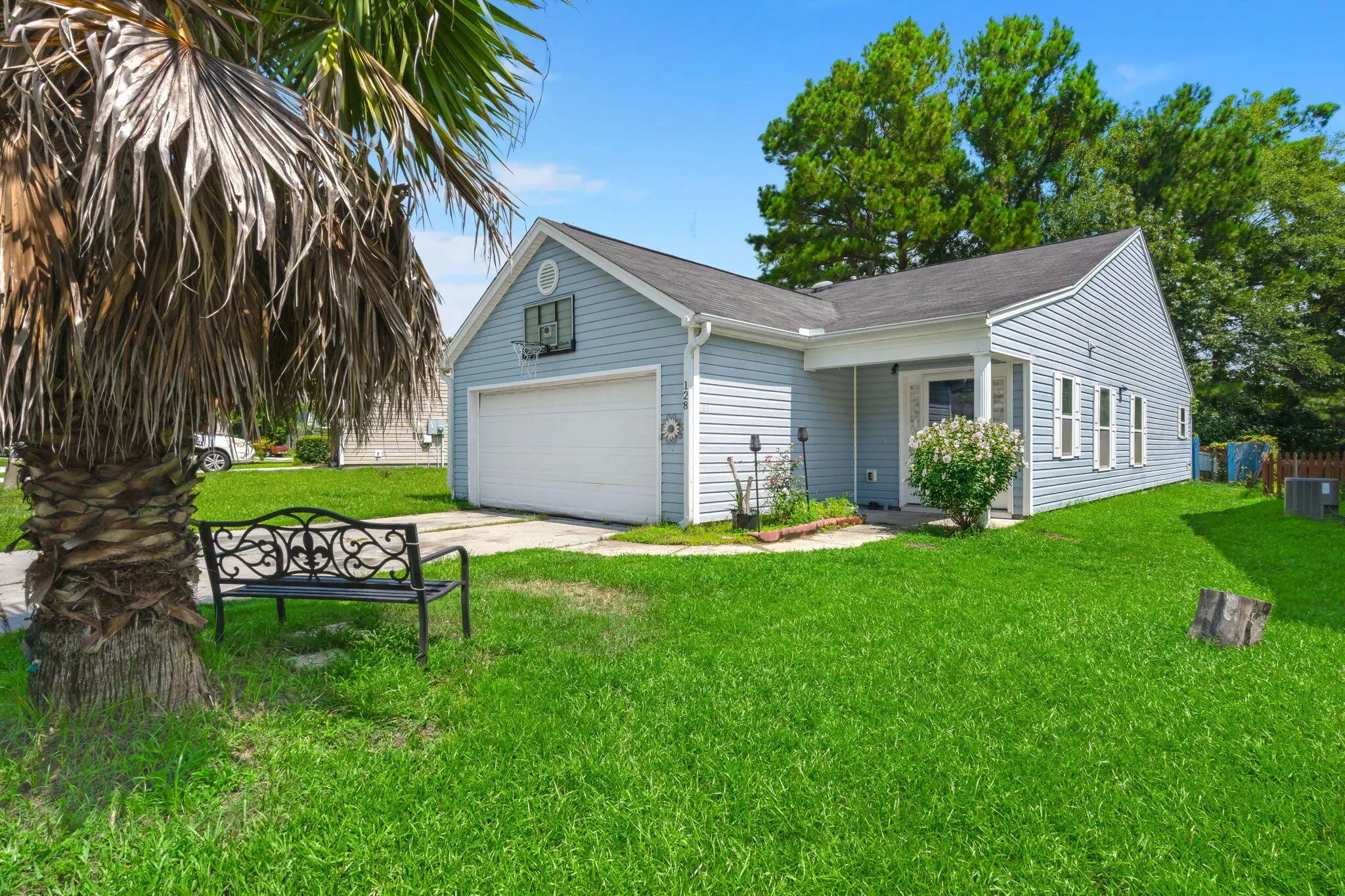 Photo of Listing #25020676