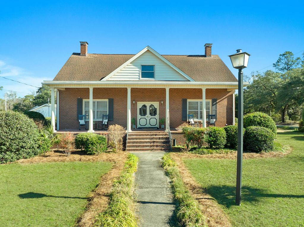 200 Broughton Road, Moncks Corner