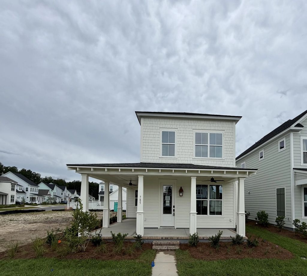 785 Blueway Avenue, Summerville