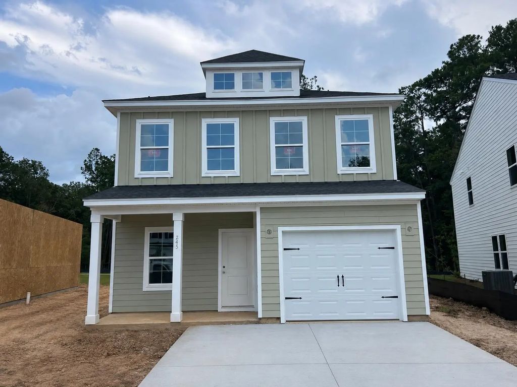 245 Central Creek Drive, Goose Creek