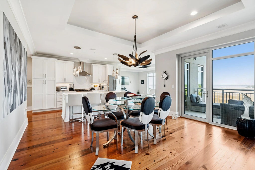 155 Wingo Way 467, Mount Pleasant