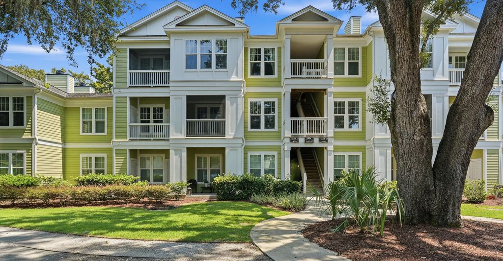 1721 Chatelain Way, Mount Pleasant