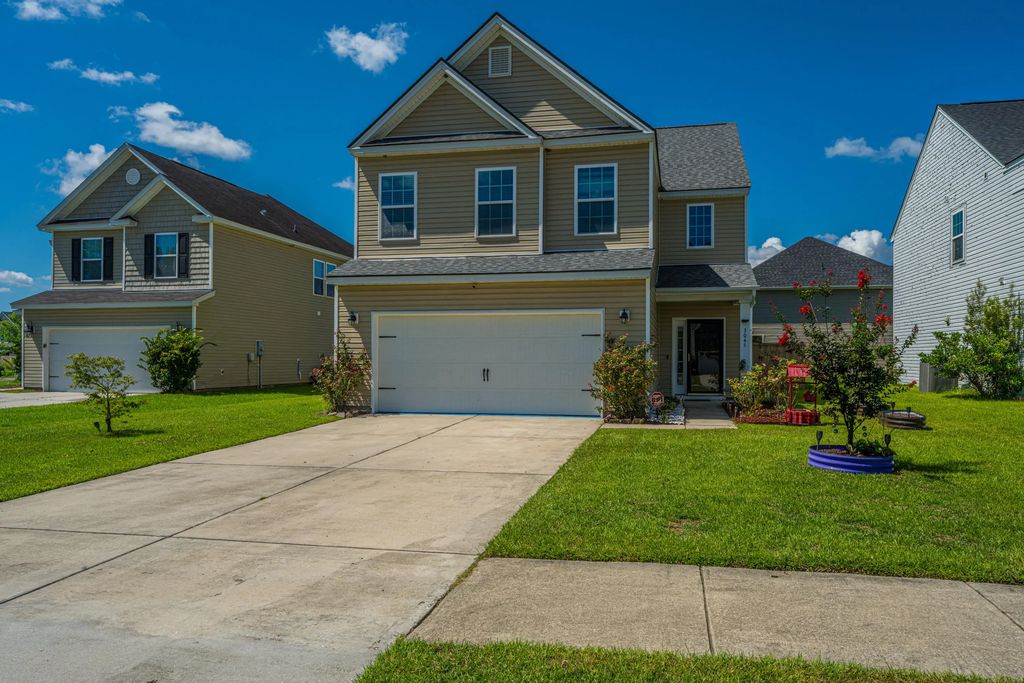 3045 Adventure Way, Ladson