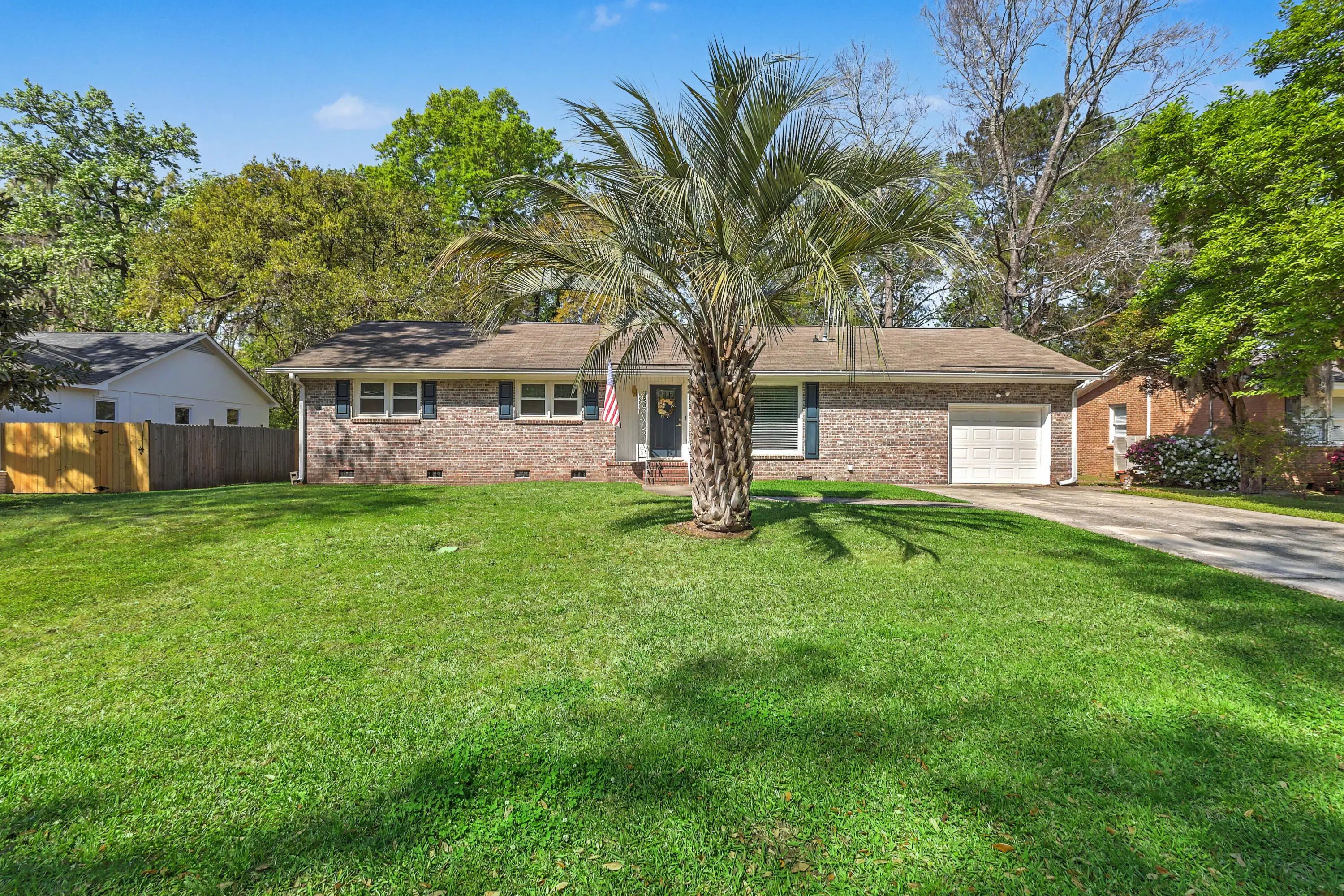 Photo of Listing #26015809