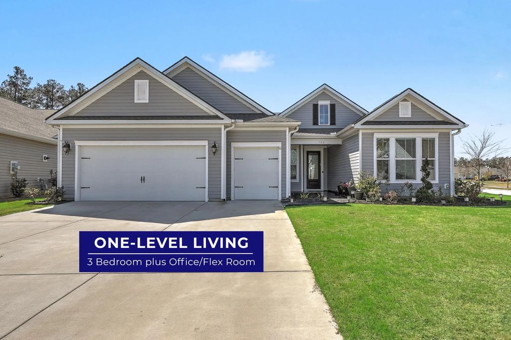 382 Tupelo Lake Drive, Summerville