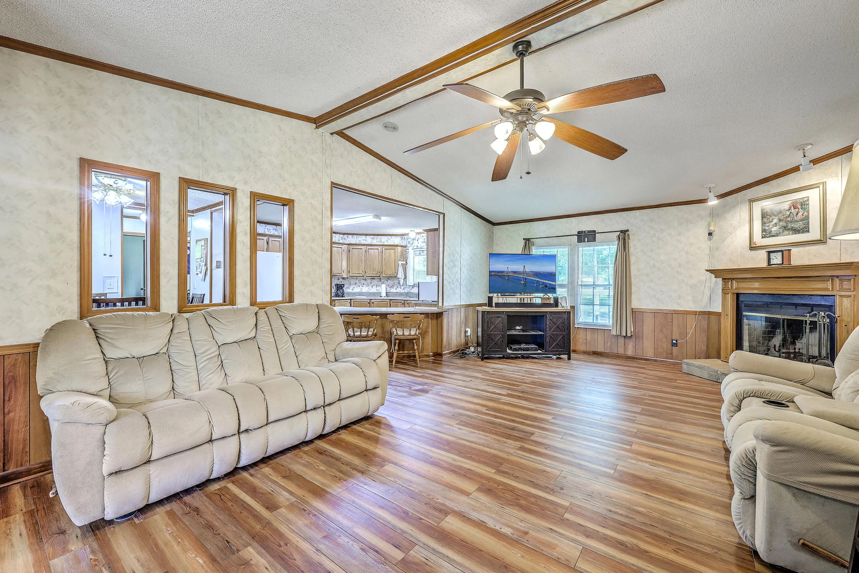 Photo of Listing #26023751