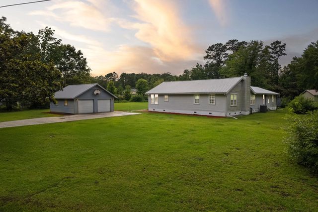 Photo of 245 Lake Drive, Summerville SC