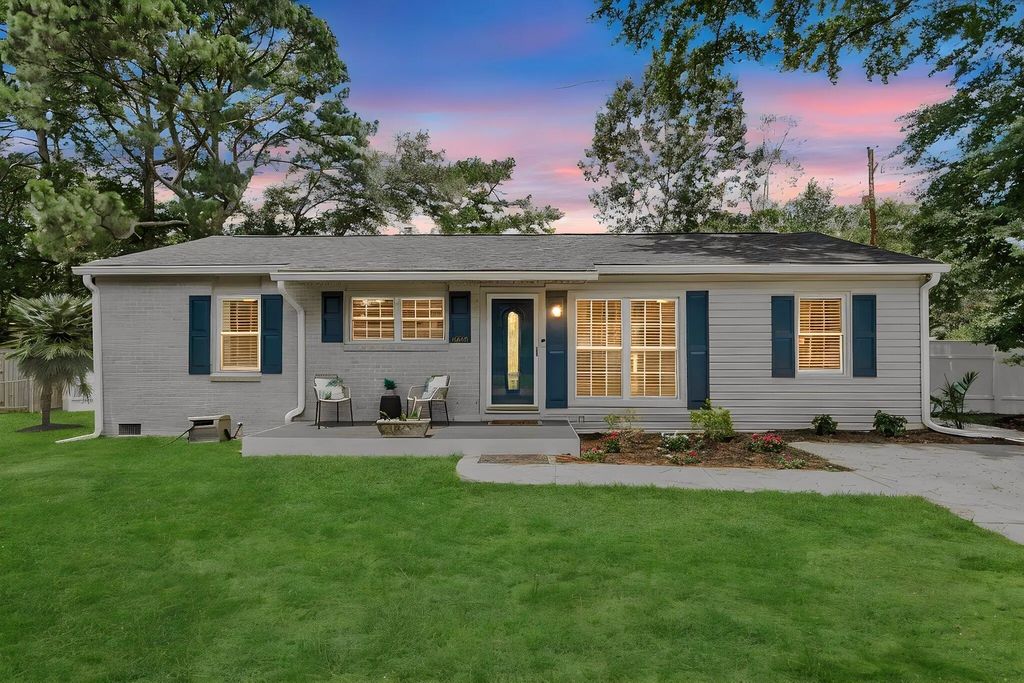 1668 Mepkin Road, Charleston