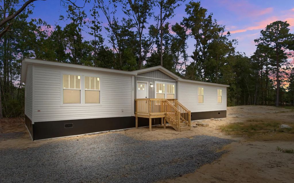 111 Amber Road, Summerville