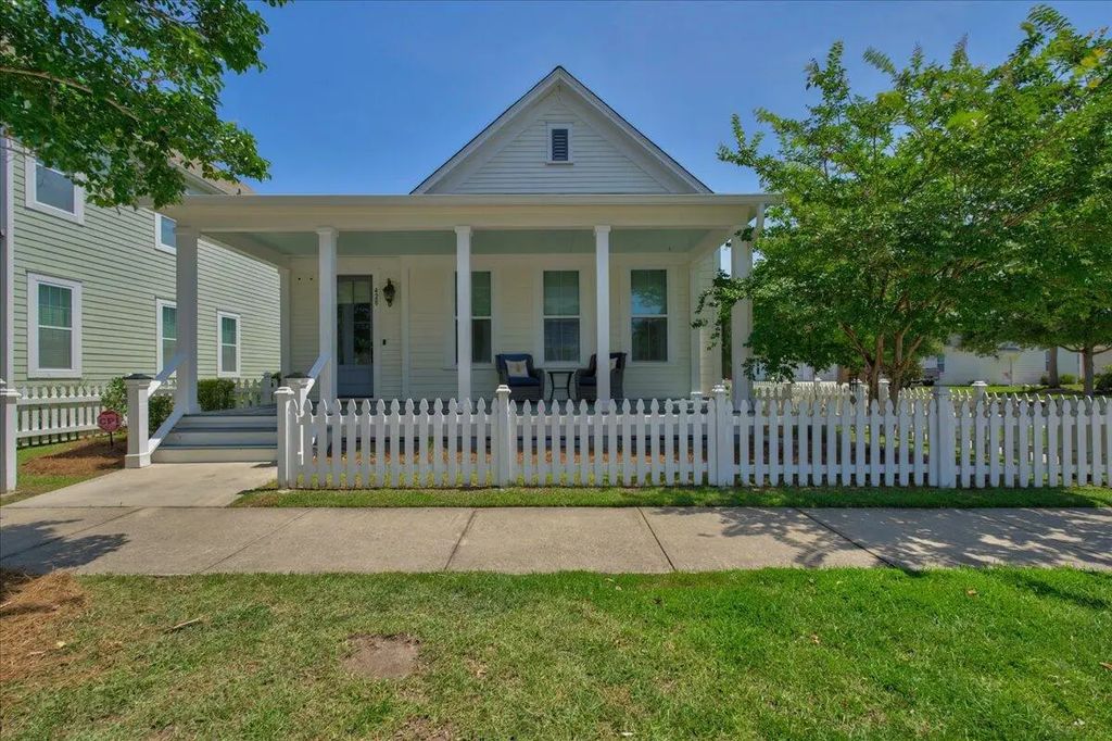 428 Watergrass Way, Summerville