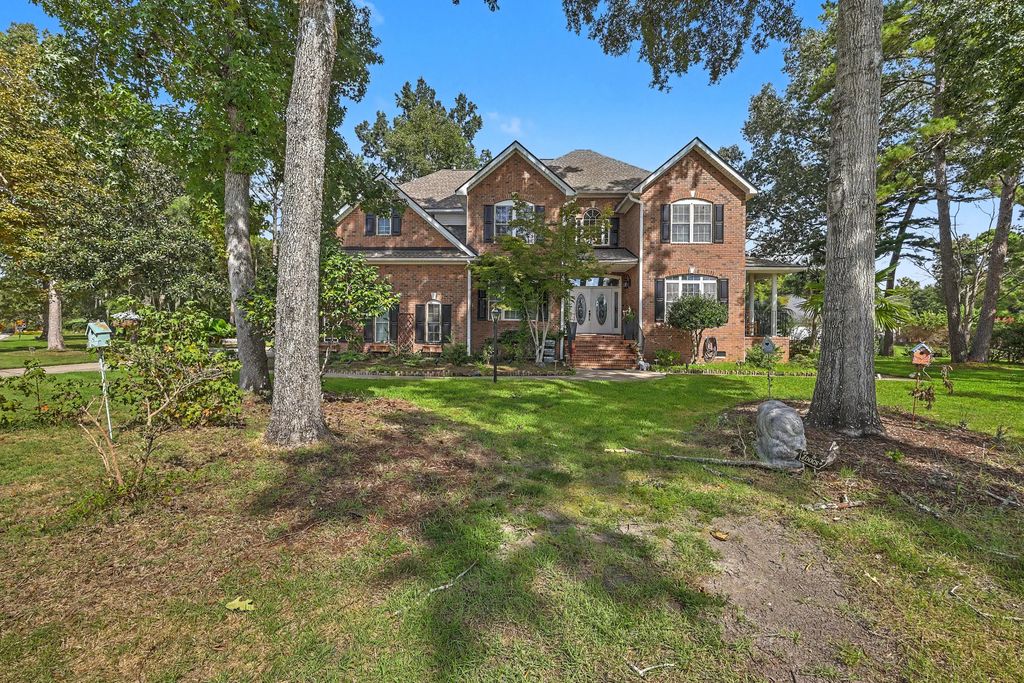 102 Welchman Avenue, Goose Creek